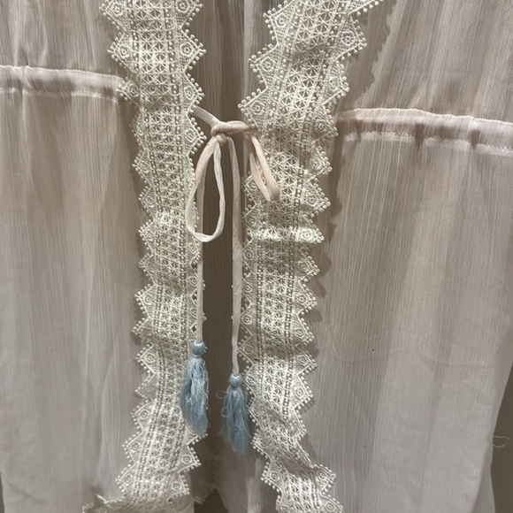 David’s Bridal - White Sheer Robe - Size S/M - Picture 4 of 5